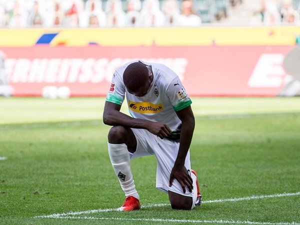 Sancho, Hakimi, dan Thuram; Bundesliga Beri Dukungan untuk Perjuangan Anti-Rasisme di Amerika Serikat