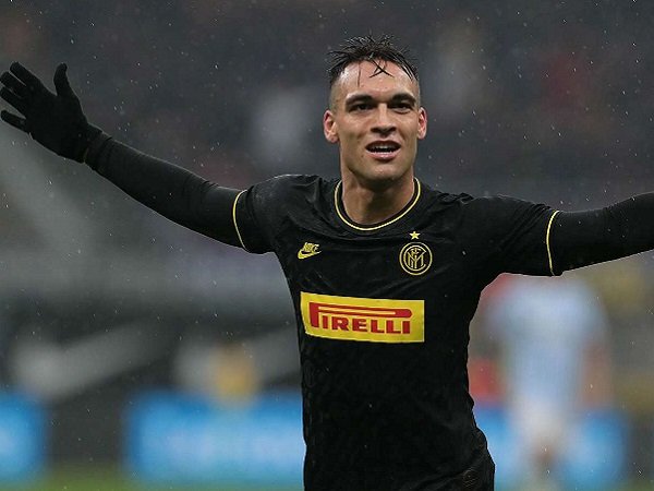 Martinez Kembali Disarankan untuk Menolak Tawaran Barcelona