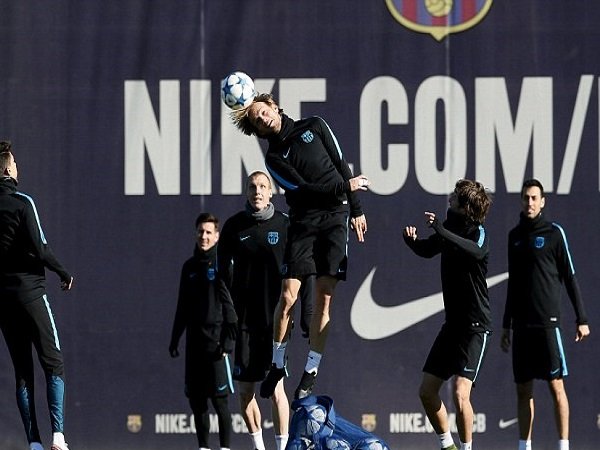 Sevilla Bakal Rekrut Rakitic pada Akhir Musim Ini