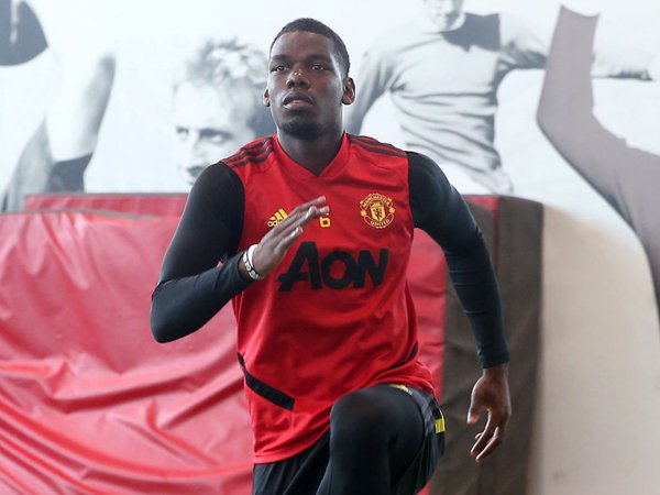 Berbatov Tak Yakin Pogba Bisa Sepenuhnya Bugar Saat Hadapi Tottenham