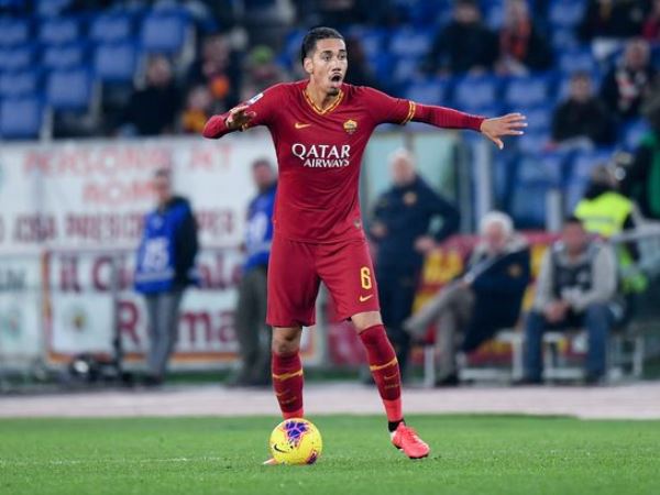 AS Roma Optimistis Akan Mampu Pertahankan Chris Smalling