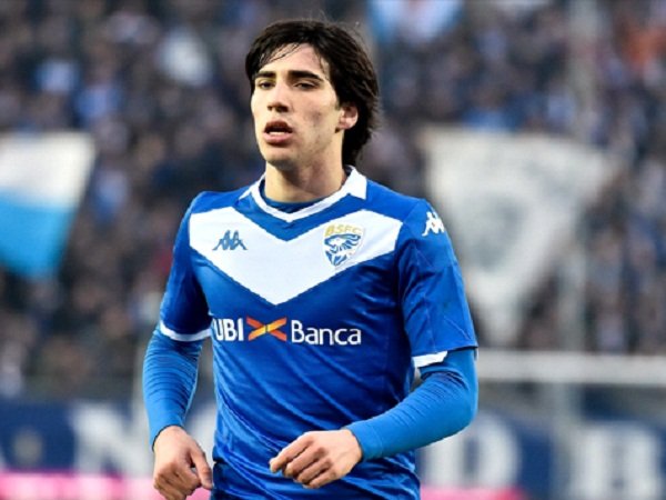 Inter Unggul Dalam Perburuan Target Milan dan Juventus