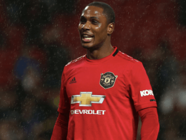 Owen Dukung Keputusan Man United Perpanjang Kontrak Ighalo
