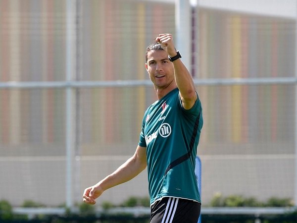 Hanya Orang Iri yang Tak Suka dengan Cristiano Ronaldo