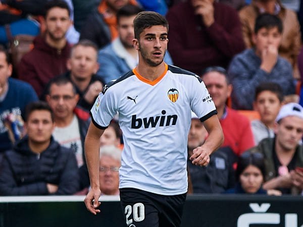 Liverpool Tidak Pernah Tertarik Datangkan Ferran Torres dari Valencia