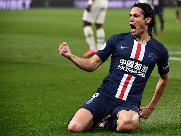Akan Dilepas PSG, Cavani Belum Putuskan Arah Masa Depannya