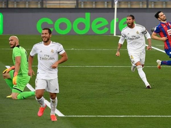 Madrid Kalahkan Eibar, Ramos Kirim Peringatan ke Barcelona