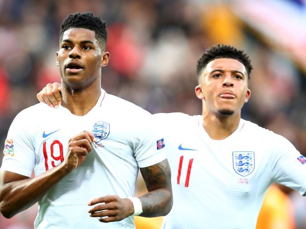 Sancho Berkomunikasi dengan Rashford, Isyarat ke Man United?