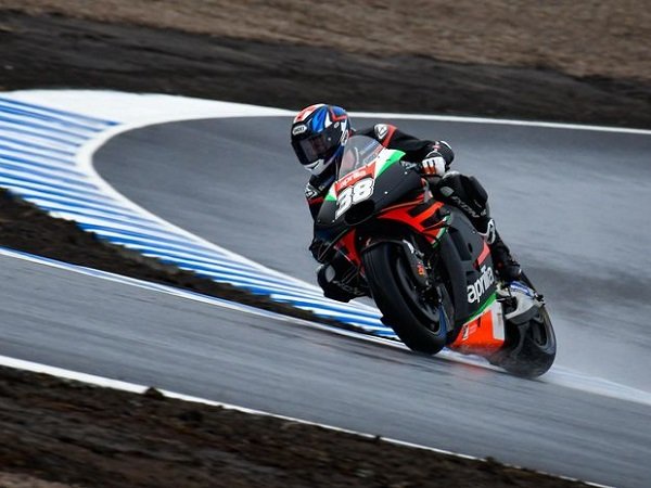 Bradley Smith Akui Layak Jadi Pengganti Andrea Iannone di Aprilia