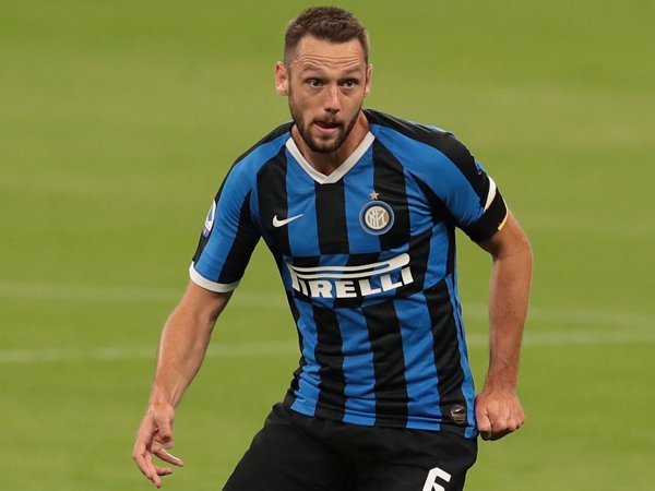 Stefan De Vrij Puji Semangat Juang Pemain Inter Milan