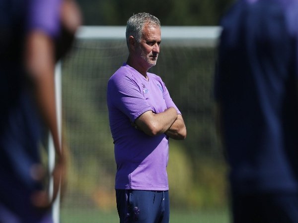 Korbankan Gaya Bermain Tottenham, Jose Mourinho Dikritik