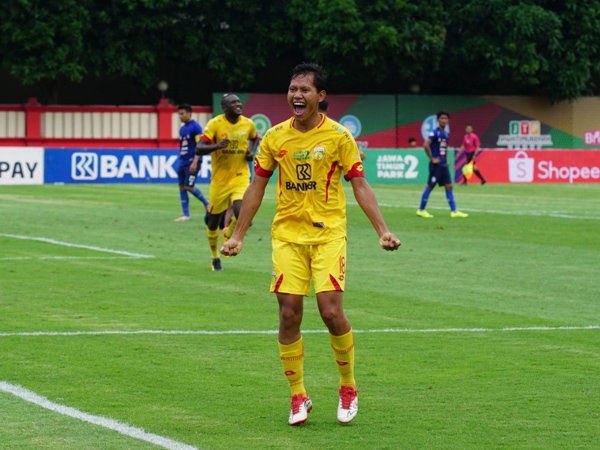 Adam Alis Tetap Girang Meski Liga 1 Dilanjutkan Tanpa Penonton