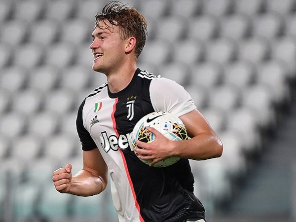 De Ligt Belum Coret Inter dari Daftar Pesaing Juventus untuk Scudetto