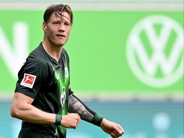 Striker Wolfsburg Ini Respons Minat dari Arsenal