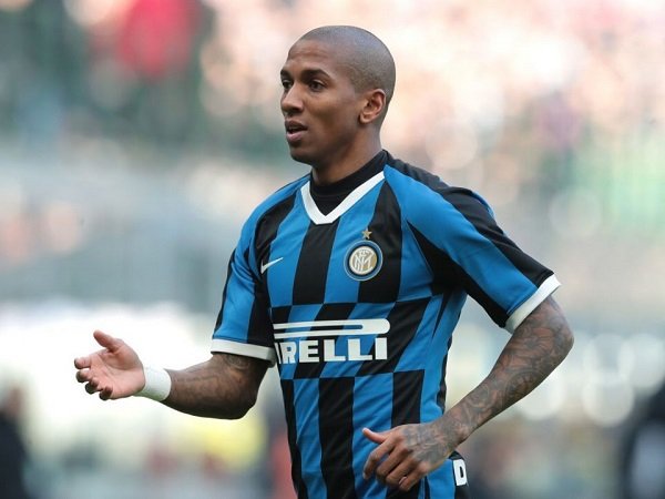 Ashley Young Ingin Inter Menangkan Scudetto dan Liga Europa