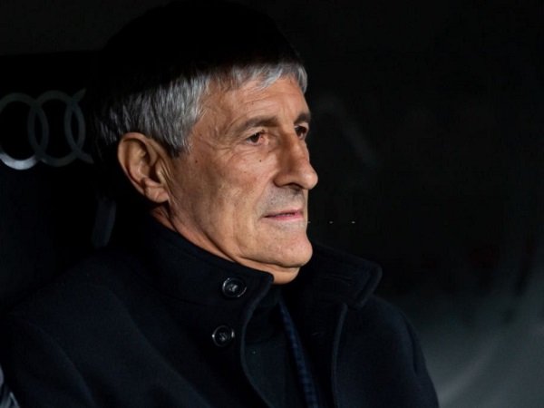 Fokus Kepada Barcelona, Setien Tak Peduli dengan Real Madrid
