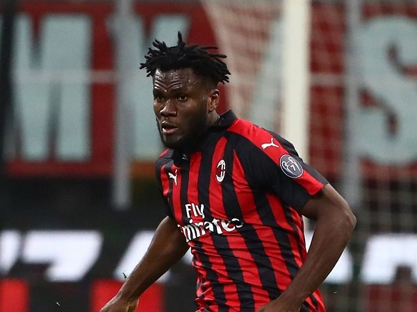 Inter dan AC Milan Bahas Upaya Barter Kessie-Vecino