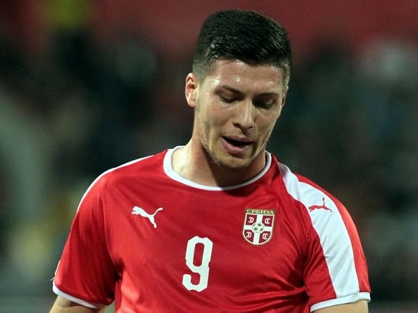 Madrid Patok Banderol, Milan dan Inter Siap Berebut Jovic