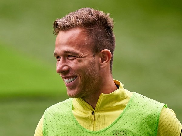 Absen Kontra Valladolid, Pelatih Barcelona Janji Arthur Melo akan Dapat Menit Bermain