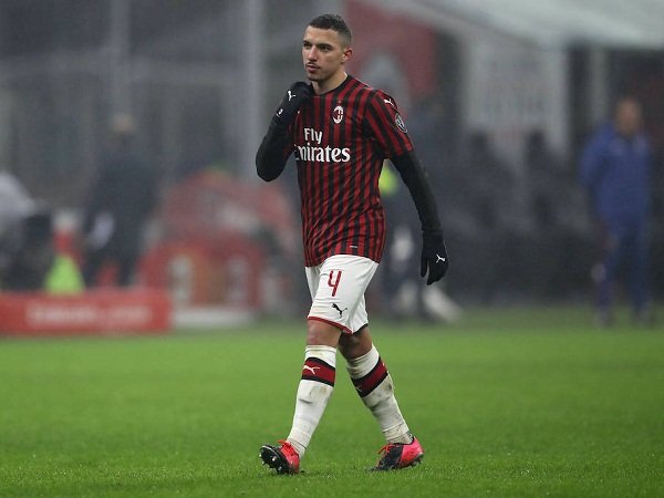 Pemilik PSG Ingin Kalahkan United dan City Buru Bintang Milan