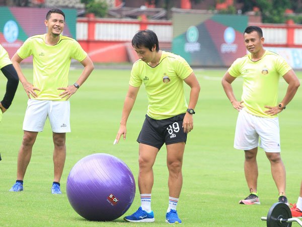 Liga 1 Tanpa Penonton, Lee Yoo-joon Sebut Suporter Bisa Mendukung Lewat Medsos