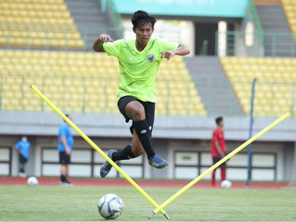 Bima Sakti Sebut Empat Pemain Persebaya Mampu Beradaptasi di Timnas U-16
