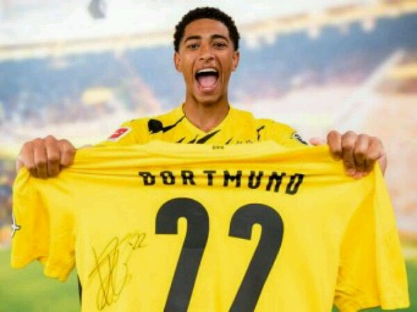 Bellingham Jelaskan Keputusannya Gabung Dortmund Usai Tolak Man United