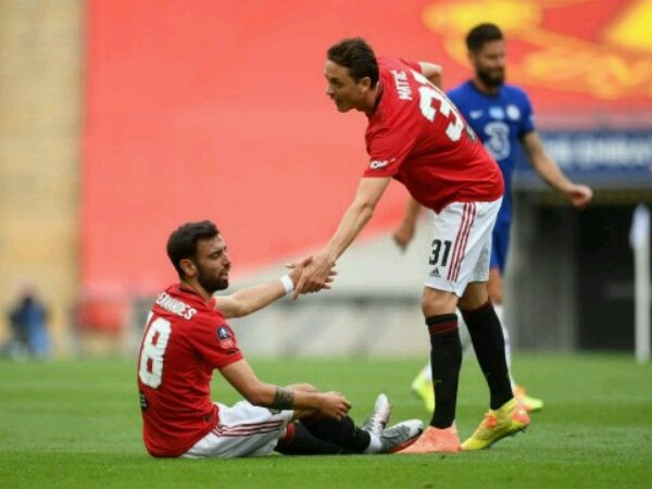 Bruno Fernandes Serang Balik Pengkritik MU