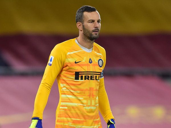 Frey Sarankan Inter Segera Cari Pengganti Bagi Handanovic