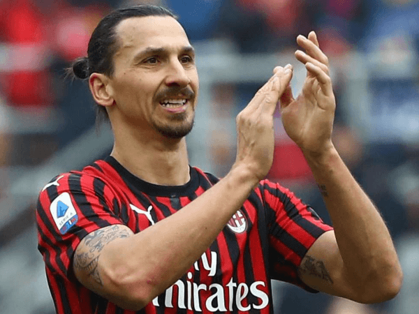 Gantikan Ibra, AC Milan Incar Bomber Gagal Milik Real Madrid