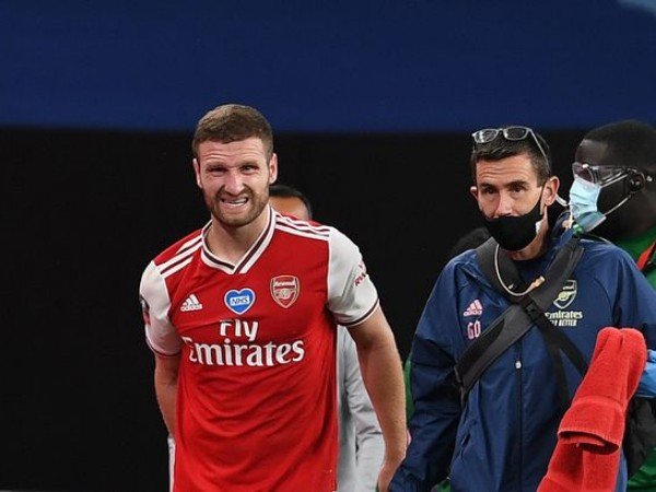 Arsenal vs Chelsea, Shkodran Mustafi Berpotensi Absen