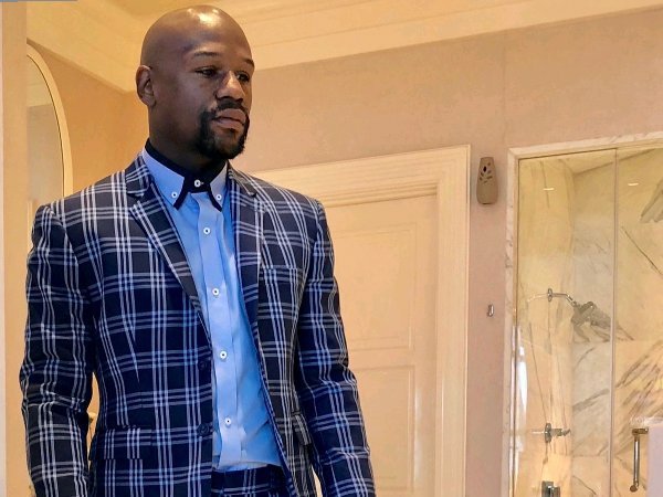 Mayweather Beri Kode kembali Naik Ring Lawan Petinju Jepang