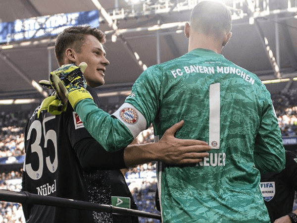 Oliver Kahn: Nubel Butuh Dua Tahun untuk Geser Posisi Neuer