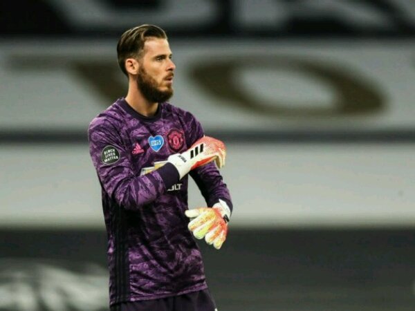 Peter Schmeichel Sarankan Manchester United Untuk Pertahankan David de Gea