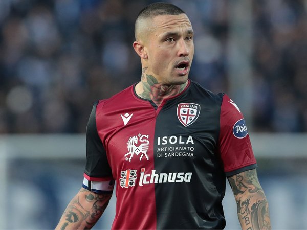 Cagliari Masih Berusaha Pertahankan Radja Nainggolan