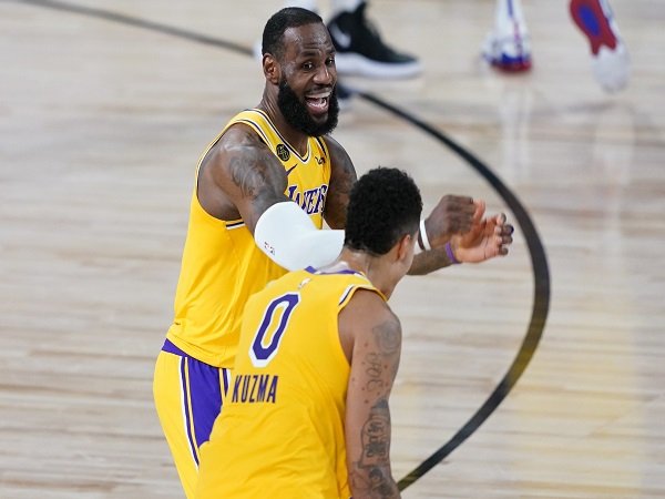 LeBron James Inginkan Kyle Kuzma Tingkatkan Performa Ketika Babak Playoff Dimulai
