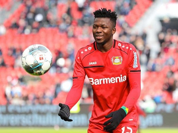 Leverkusen Kalah Gara-gara Tapsoba Gagal Kunci Lukaku