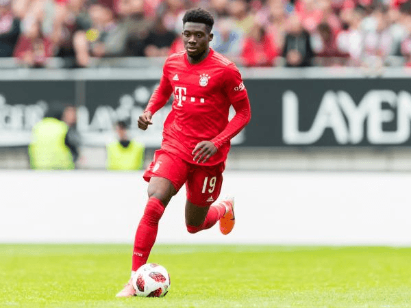 Eks Pelatih Sebut Alphonso Davies Bisa Jadi Pemain Terbaik Dunia