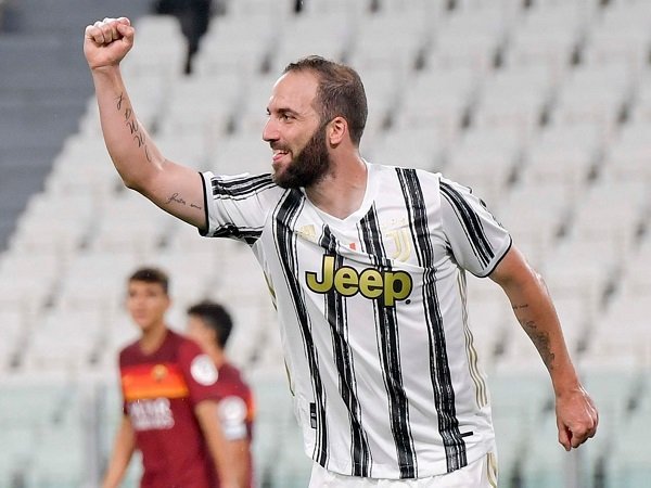 Diisukan Hengkang, Gonzalo Higuain: Saya Masih Punya Kontrak di Juventus
