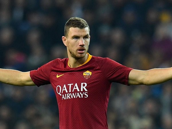 Edin Dzeko Mencuat Sebagai Favorit untuk Jadi Striker Baru Juventus