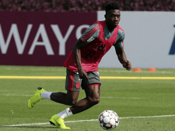 Cerita Alphonso Davies, Bek Bayern yang Latihan Bersama Tim Utama dan U-15