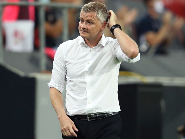 MU Butuh Lima Pemain Anyar Termasuk Seorang Bek Hebat