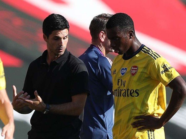 Eddie Nketiah Ungkap Peran Mikel Arteta dalam Perkembangan Kariernya