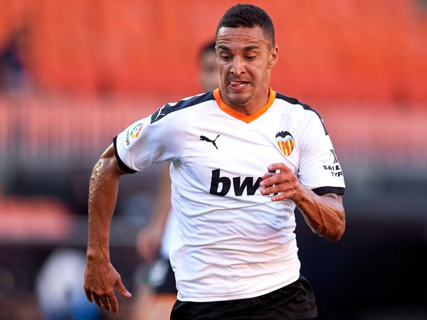 Striker Anyar Leeds Sudah Tak Sabar Bobol Gawang Man United