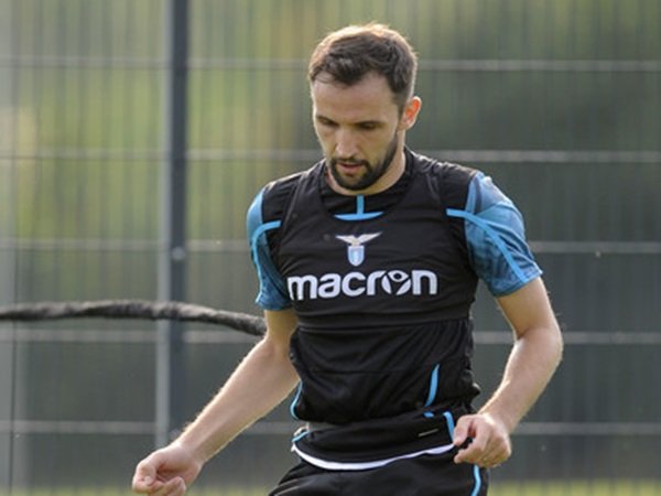 Gelandang lazio, Milan Badelj diminati Torino
