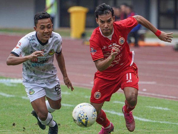 Persija Jakarta saat menghadapi PS Tira di Liga 1