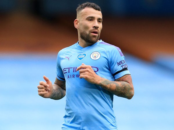 Nicolas Otamendi saat tampil di Premier League musim lalu.