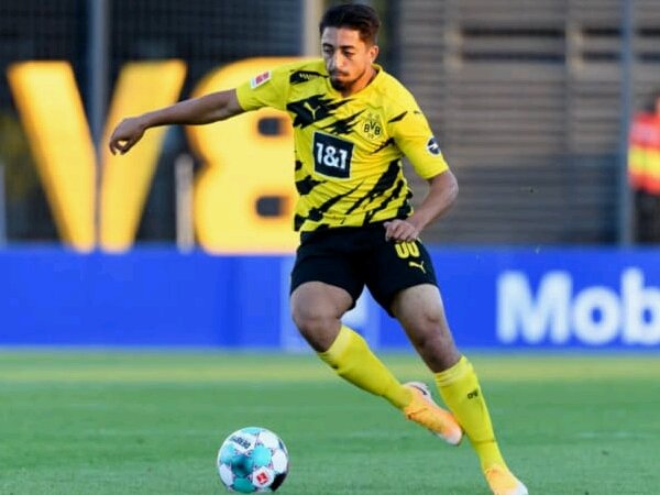 Pemain Borussia Dortmund, Immanuel​ Pherai dipinjamkan ke Zwolle