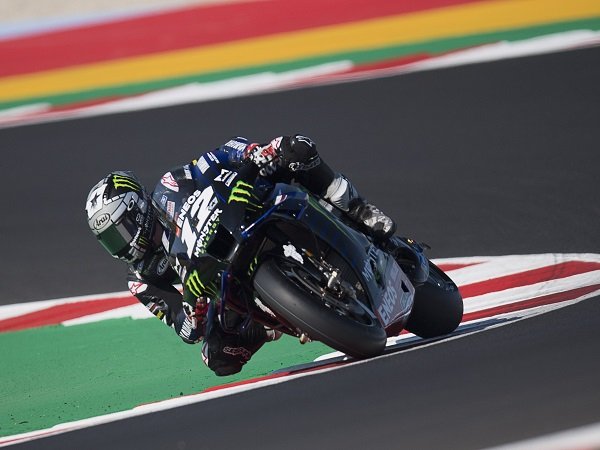 Maverick Vinales jadi yang tercepat di kualifikasi MotoGP Emilia Romagna.