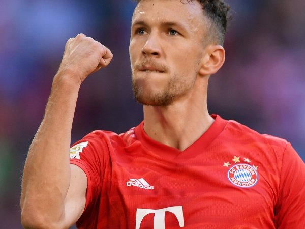 Everton incar Ivan Perisic